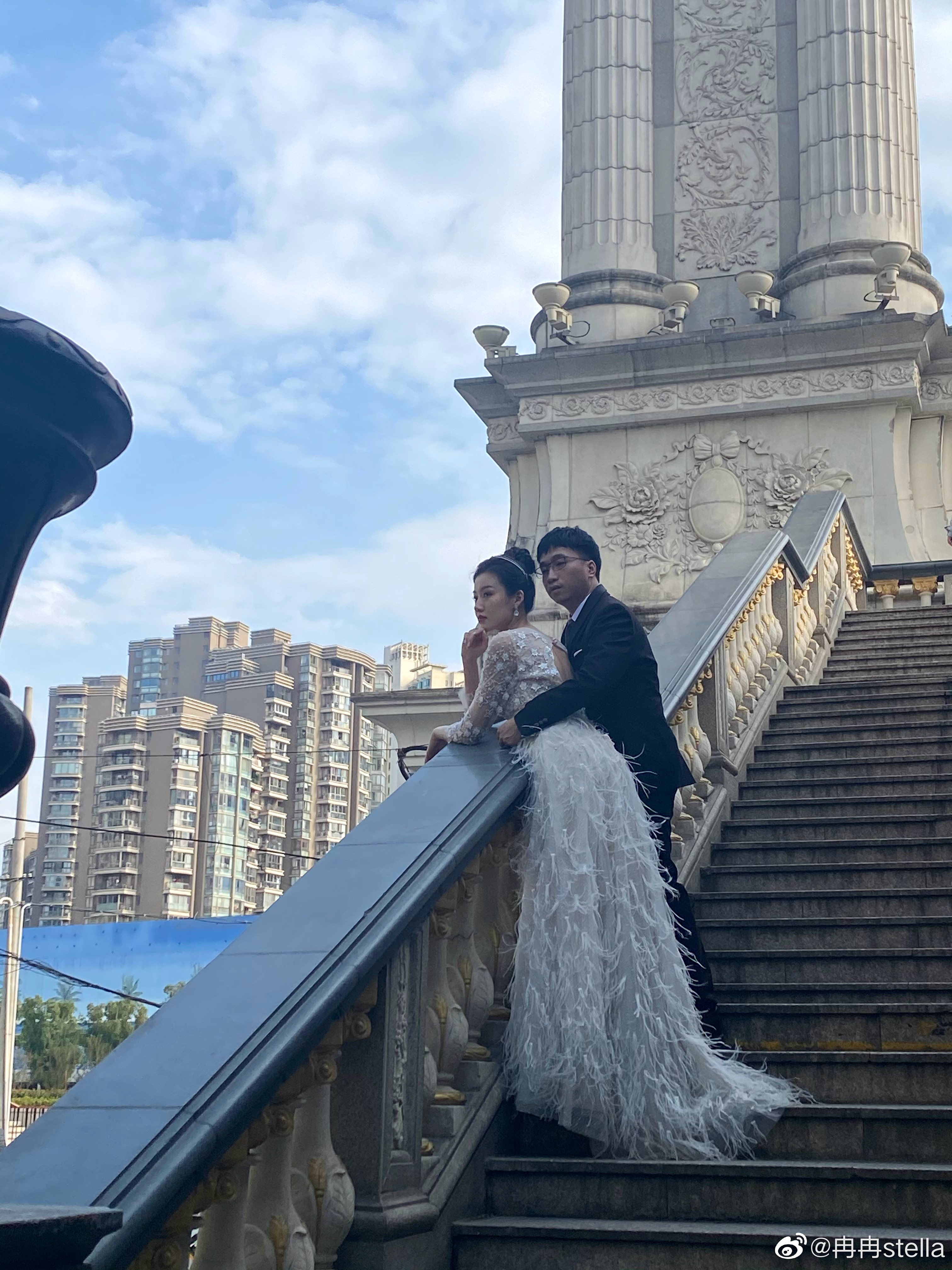 Tabe女友晒出两人婚纱照：没复合，直接结婚啦