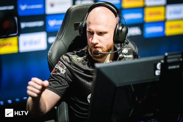 CS:GO