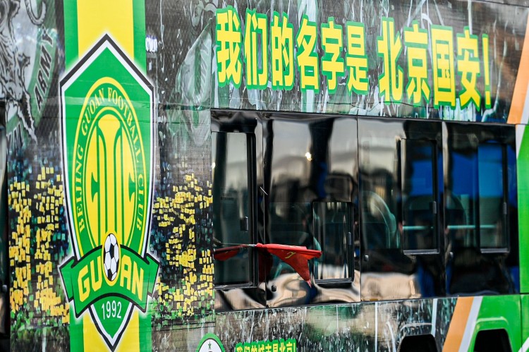 足球