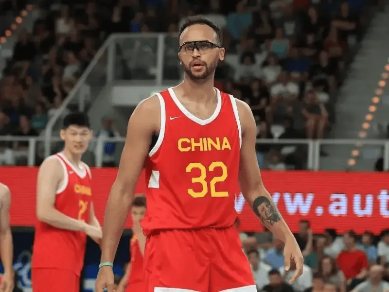 篮球
