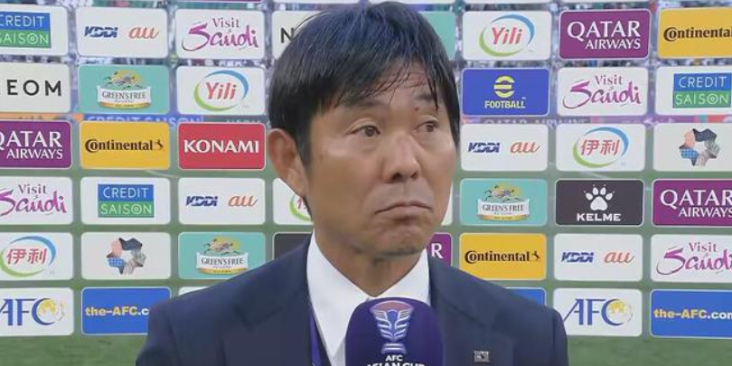 足球