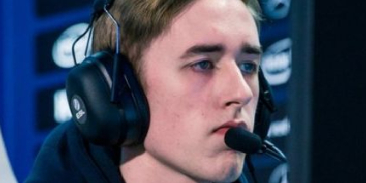 DOTA2