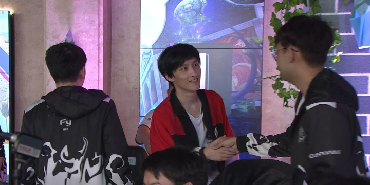 DOTA2