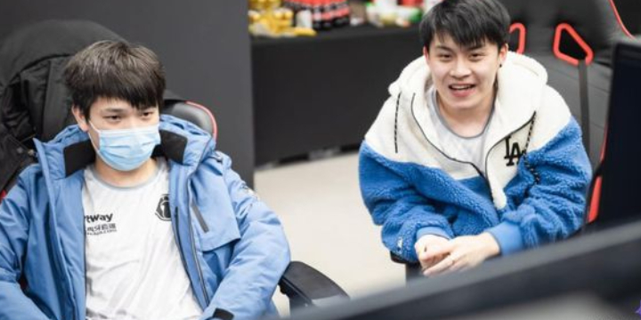 DOTA2